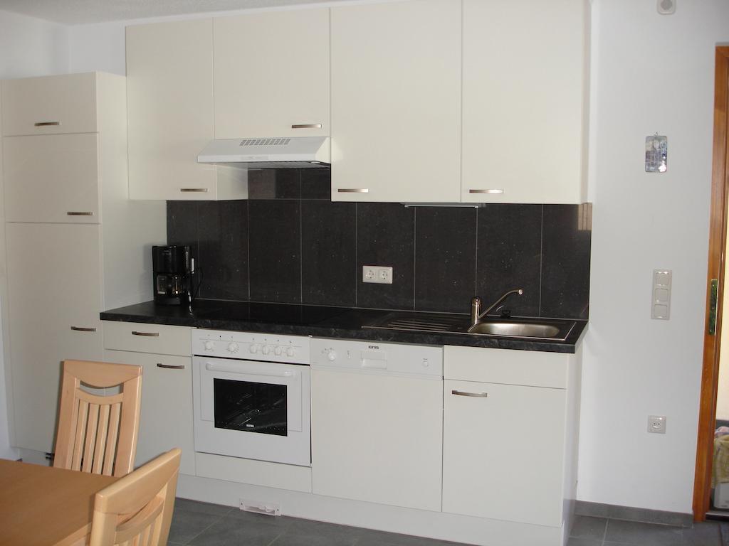 Apartmán Haus Telisia Klosterle am Arlberg Pokoj fotografie