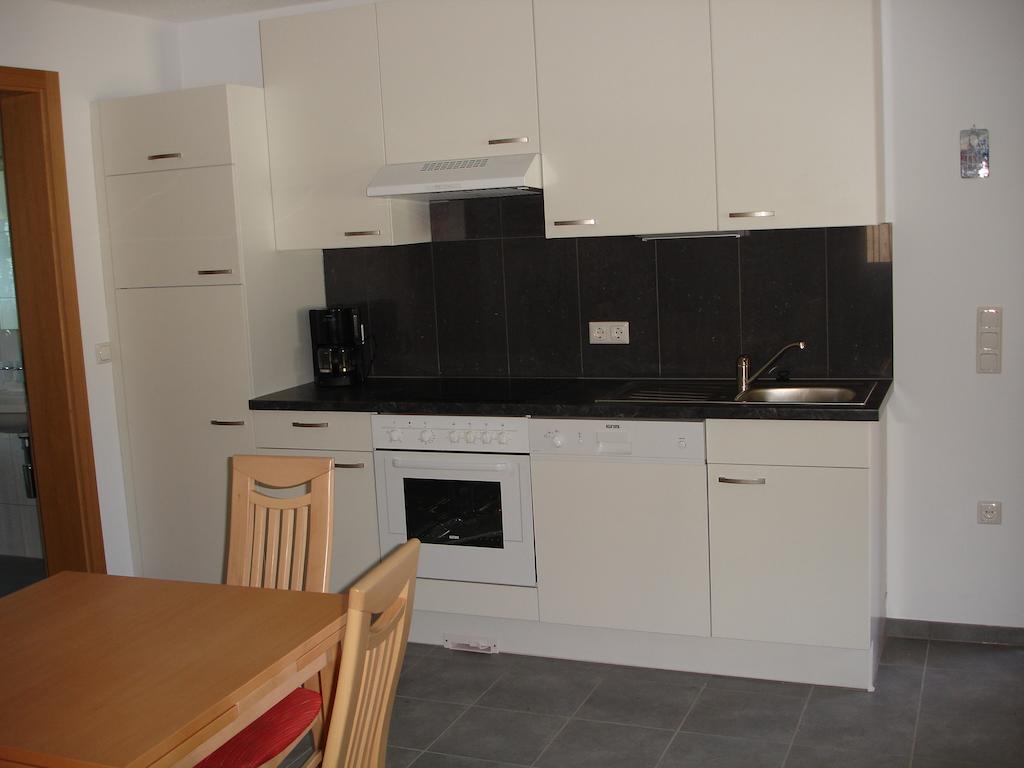 Apartmán Haus Telisia Klosterle am Arlberg Pokoj fotografie